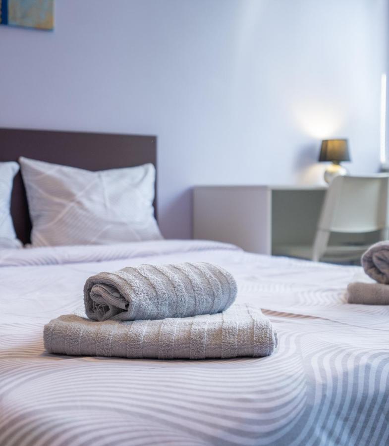 Spacious In The Heart Of Studentski Grad Appartement *