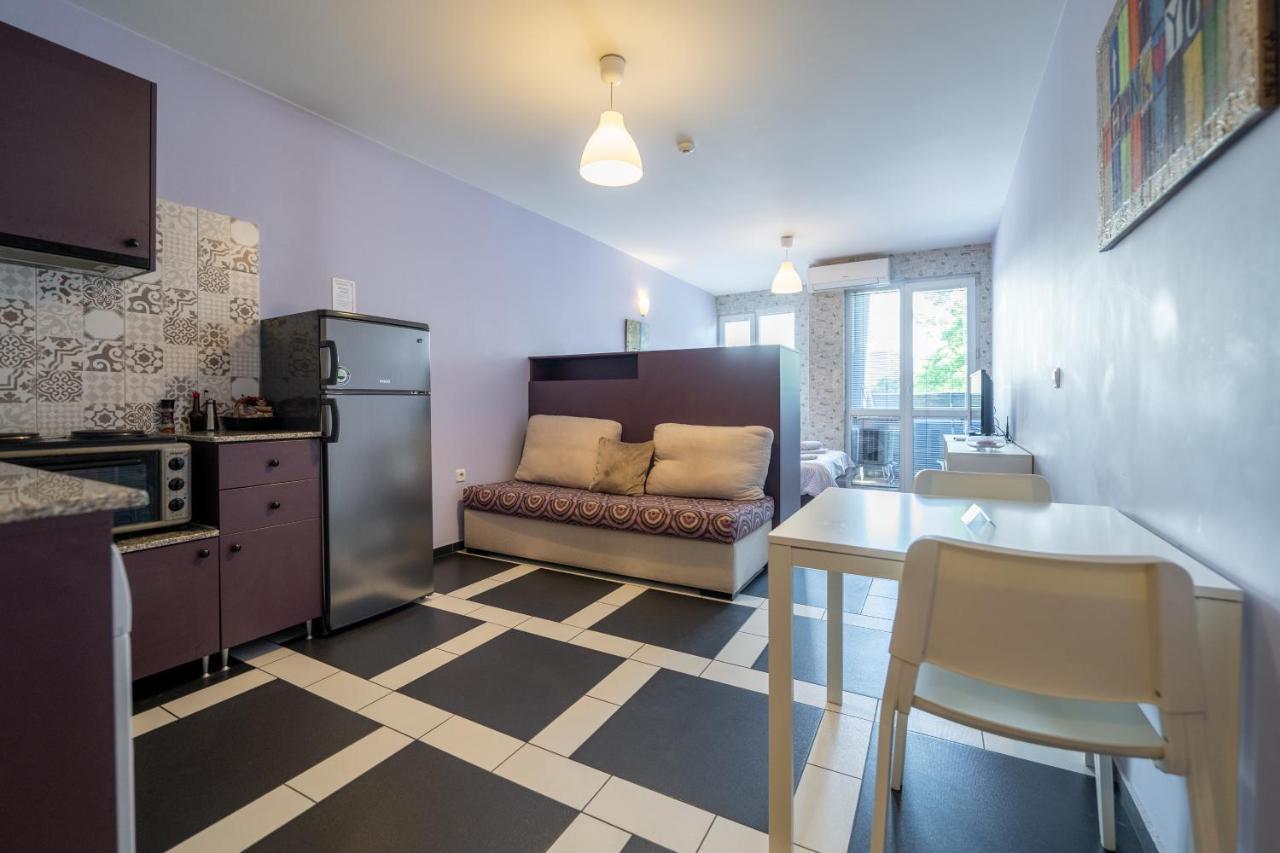 Spacious In The Heart Of Studentski Grad * Sofia