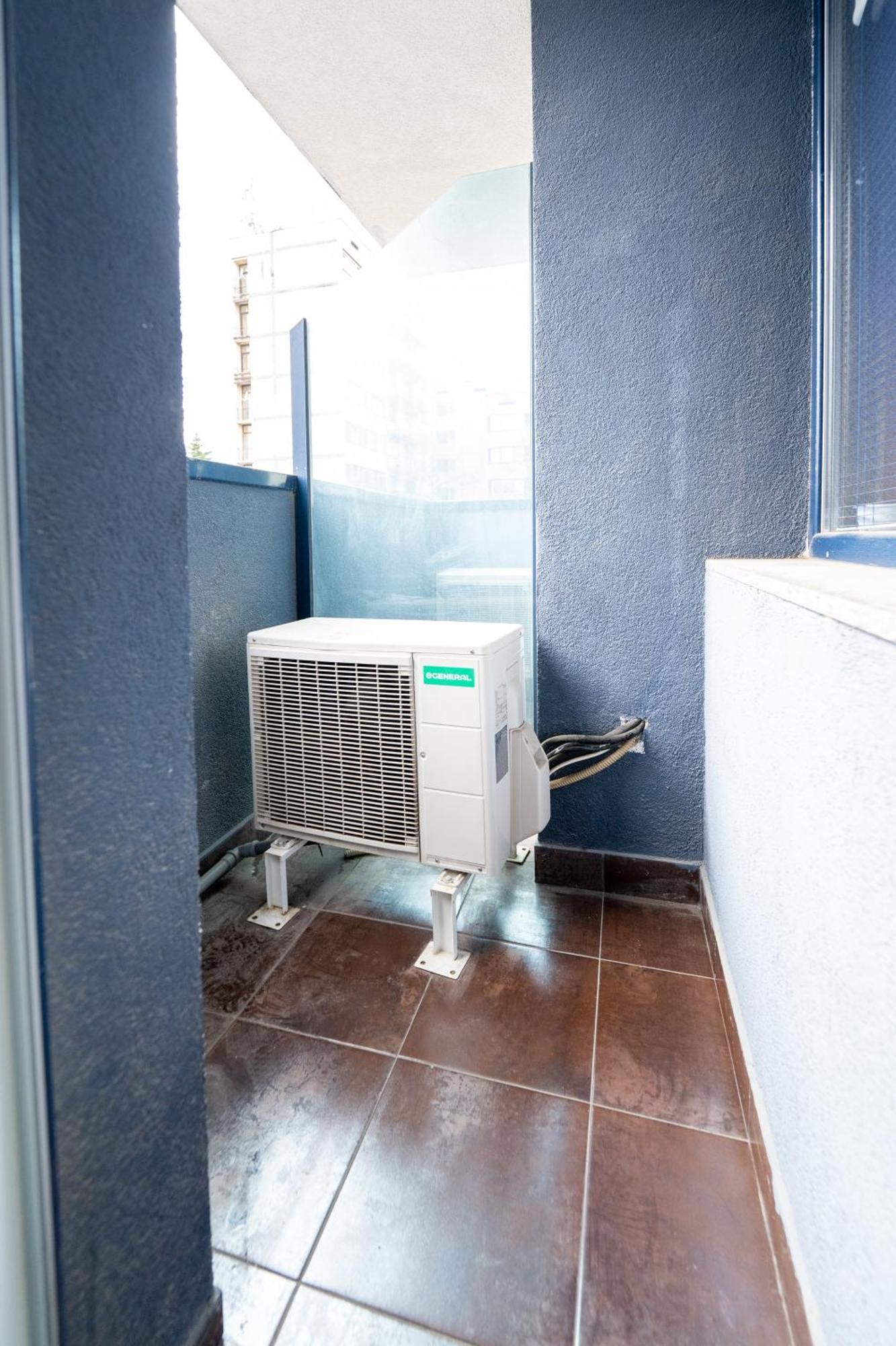 Spacious In The Heart Of Studentski Grad Appartement Sofia