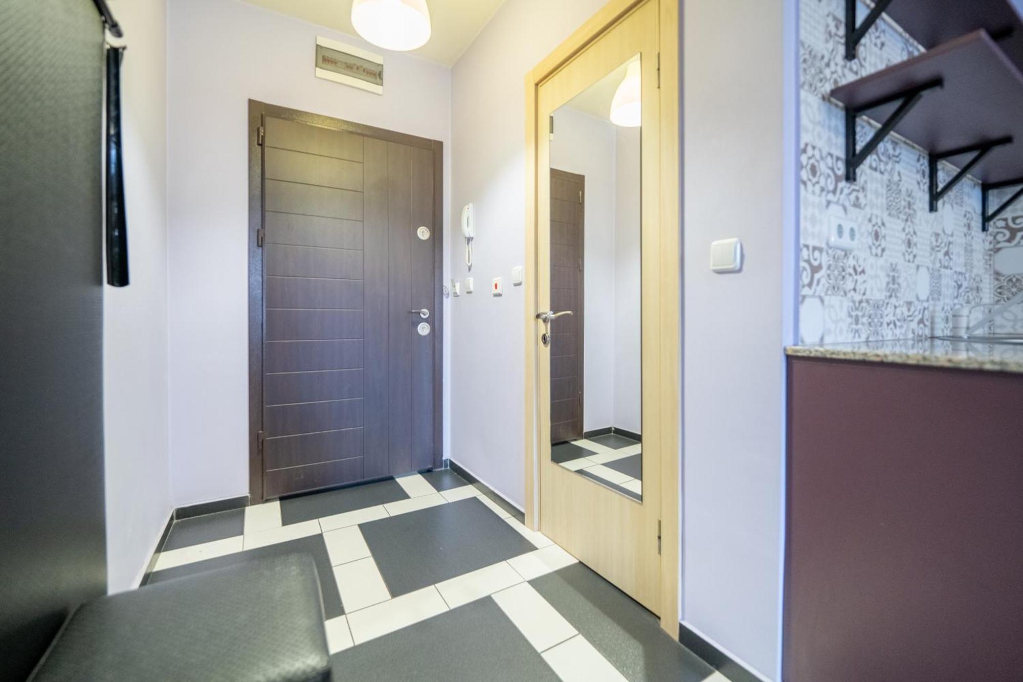 Spacious In The Heart Of Studentski Grad Sofía