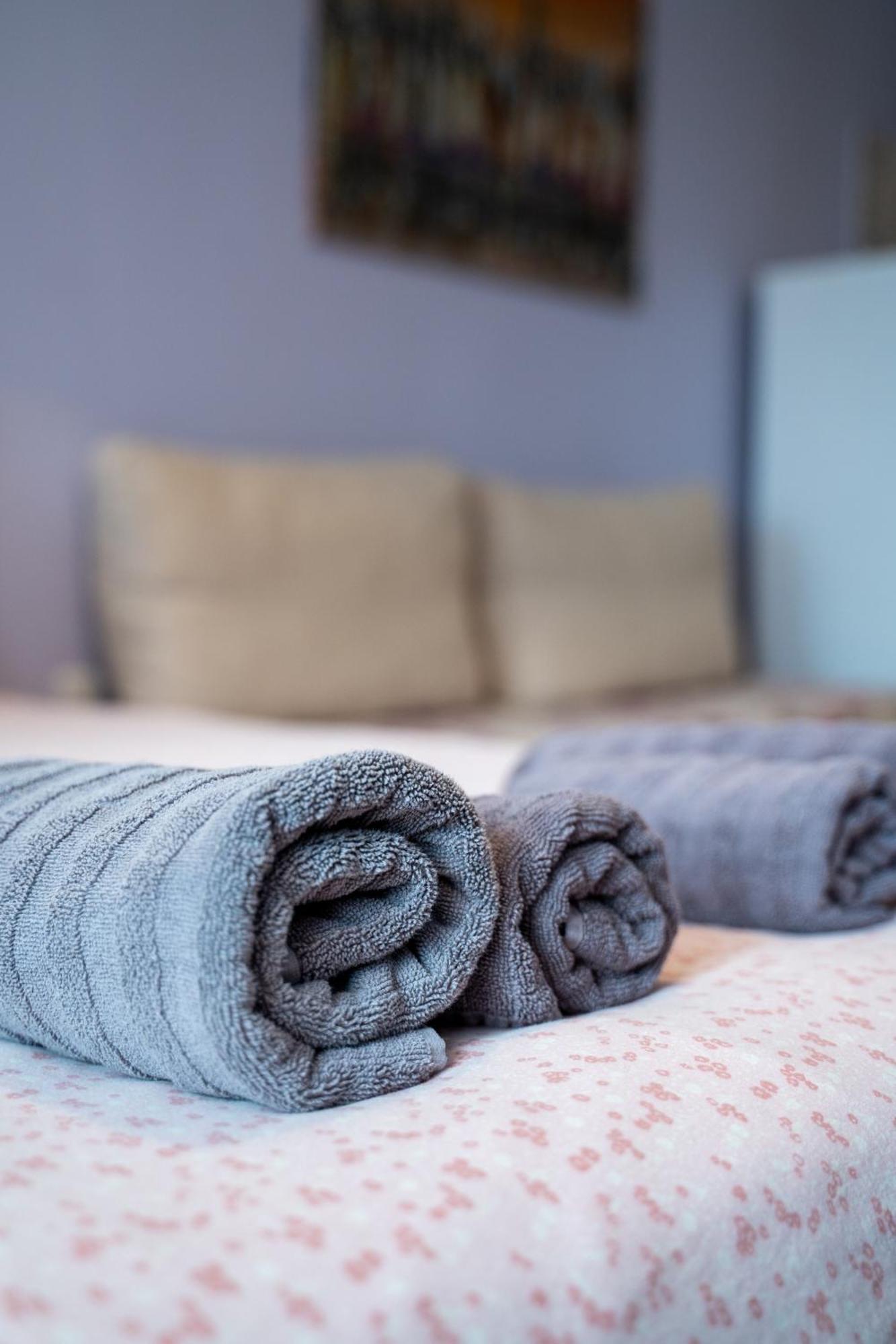 Apartamento Spacious In The Heart Of Studentski Grad *