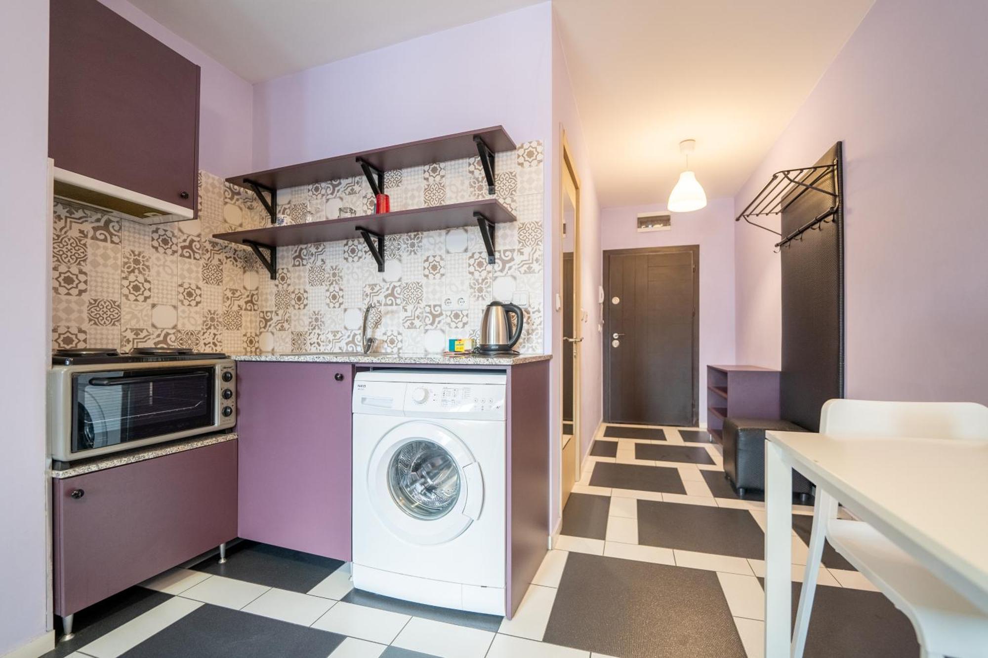 Spacious In The Heart Of Studentski Grad
