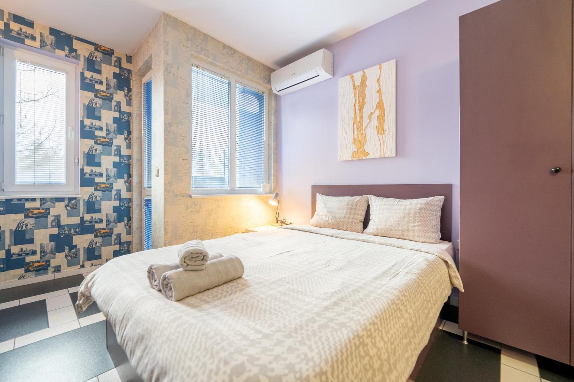 Apartment Spacious In The Heart Of Studentski Grad Sofia